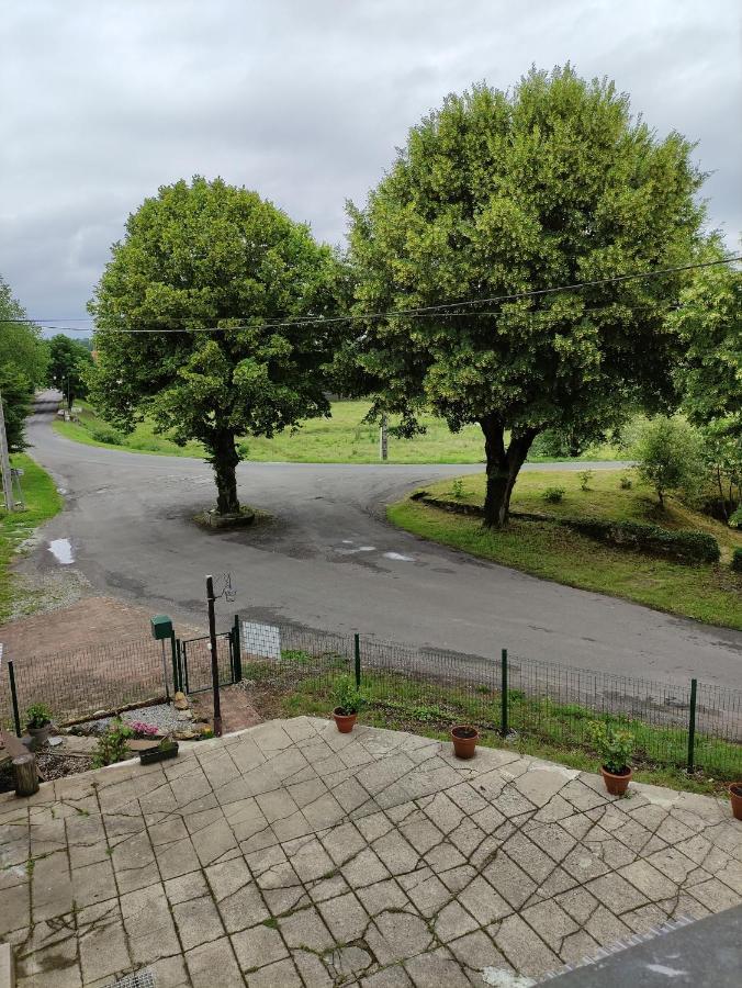 Gite Les Eylauds Pionsat Exteriér fotografie