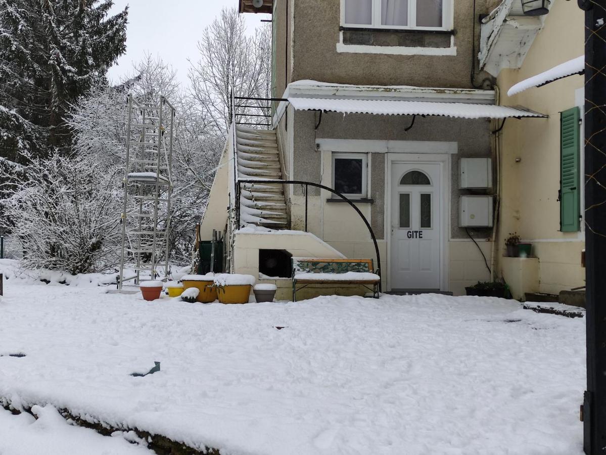 Gite Les Eylauds Pionsat Exteriér fotografie
