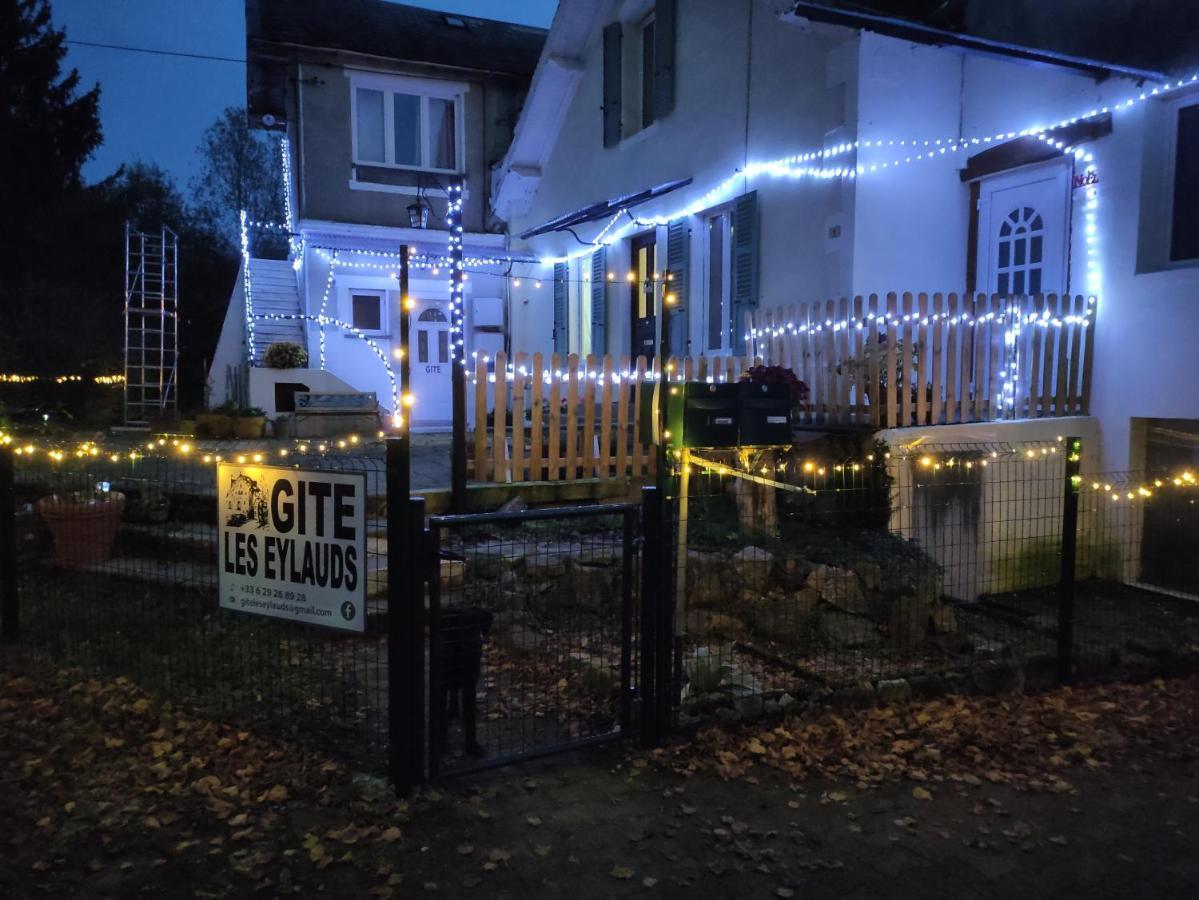 Gite Les Eylauds Pionsat Exteriér fotografie